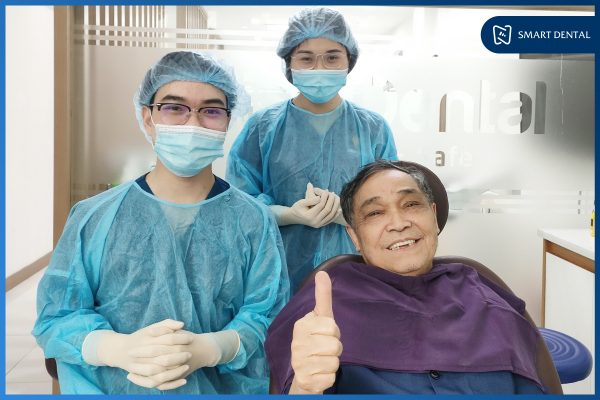 Cấy ghép thành công 6 trụ Implant tại Nha khoa Smart - Chú Ngô Xuân Tự 1 Cấy ghép thành công 6 trụ Implant tại Nha khoa Smart - Chú Ngô Xuân Tự 1