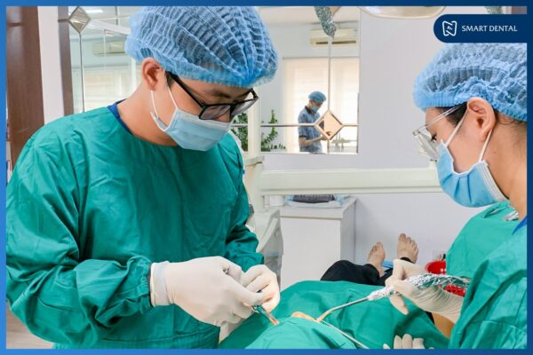Cô Nguyễn Thị Thăng cấy ghép 3 trụ Implant Osstem Hàn Quốc 4 Cô Nguyễn Thị Thăng cấy ghép 3 trụ Implant Osstem Hàn Quốc 4