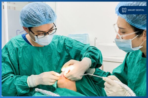 Cấy ghép Implant Osstem Hàn Quốc tức thì cho khách hàng Thùy Dương 4