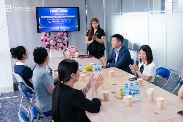 Nha khoa Smart đạt chứng nhận ISO 9001:2015 2